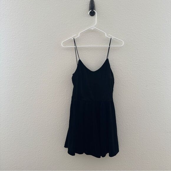 H&M Black Sparkle Romper Holiday Festive US 8 - Picture 1 of 9